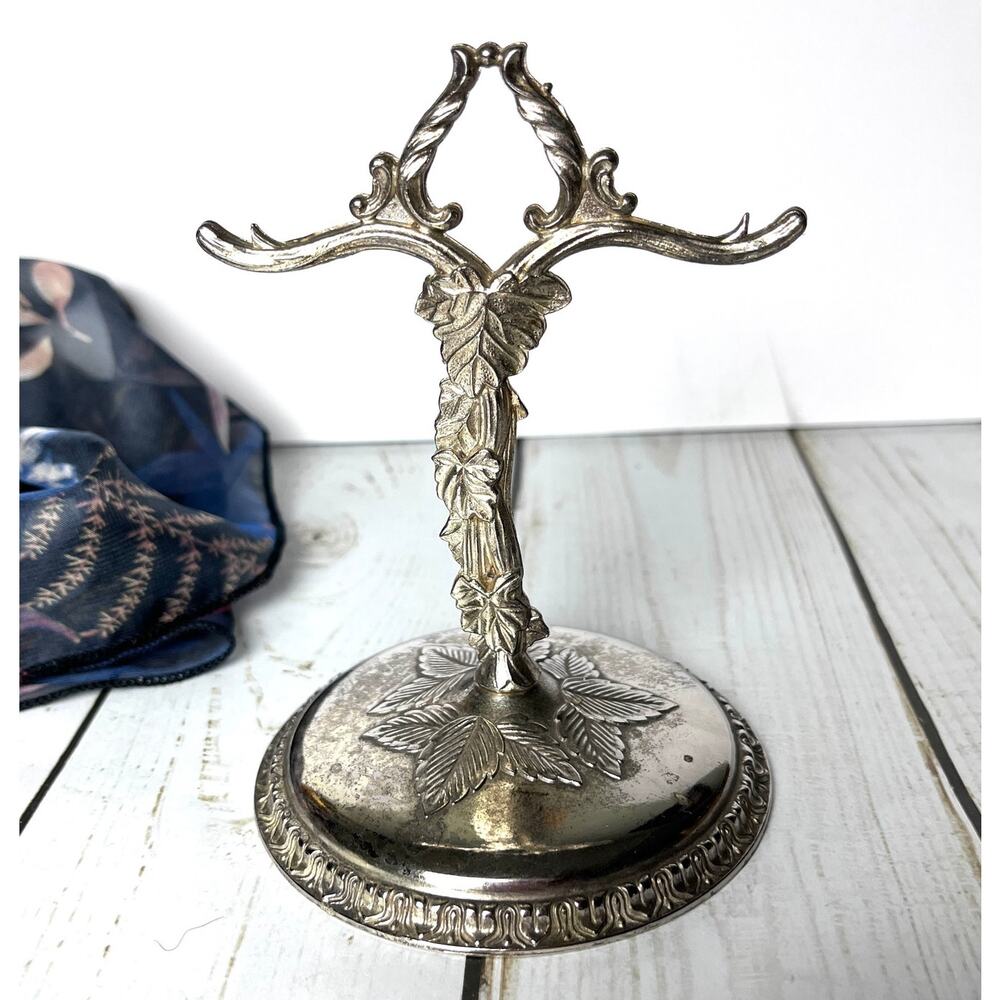 Vintage Silver Metal Ring Jewelry Holder Grapevine Botanical Motif Japan 4.75" T